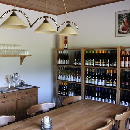 Weingut und Gästehaus Wolfgang Beth Kinheim Exterior foto